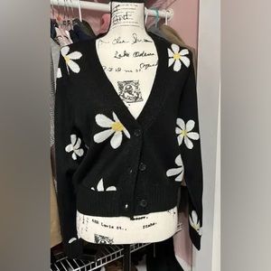 SO Good For Life Long Sleeve Sweater Floral Size: M